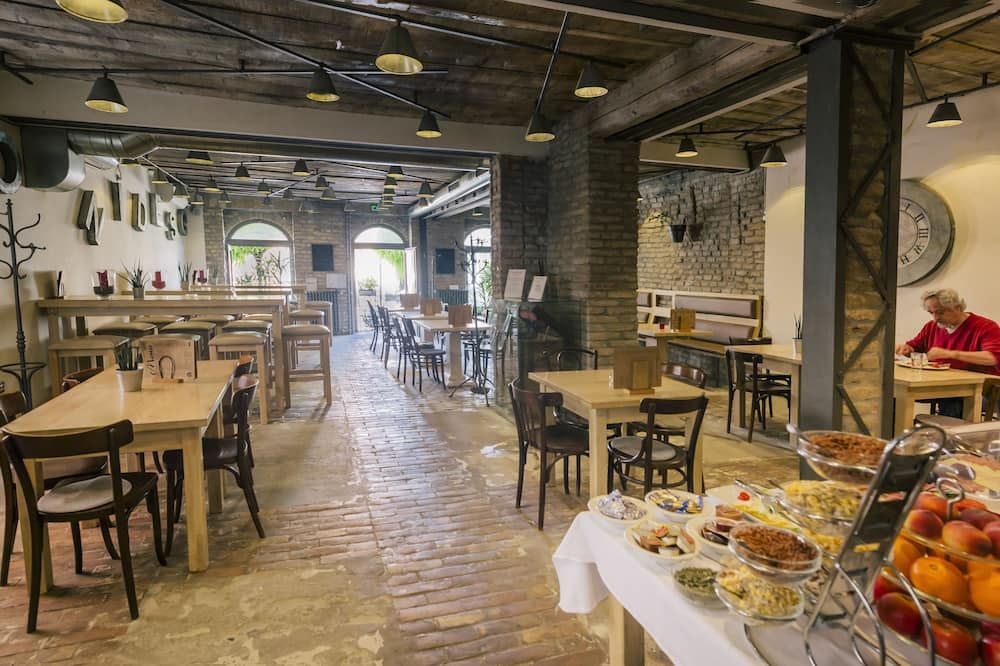 سيتي هوتل فيليكي