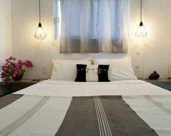 Surf Studio with Desk & Kitchen – Walk to Waves - Punta de Mita - Schlafzimmer
