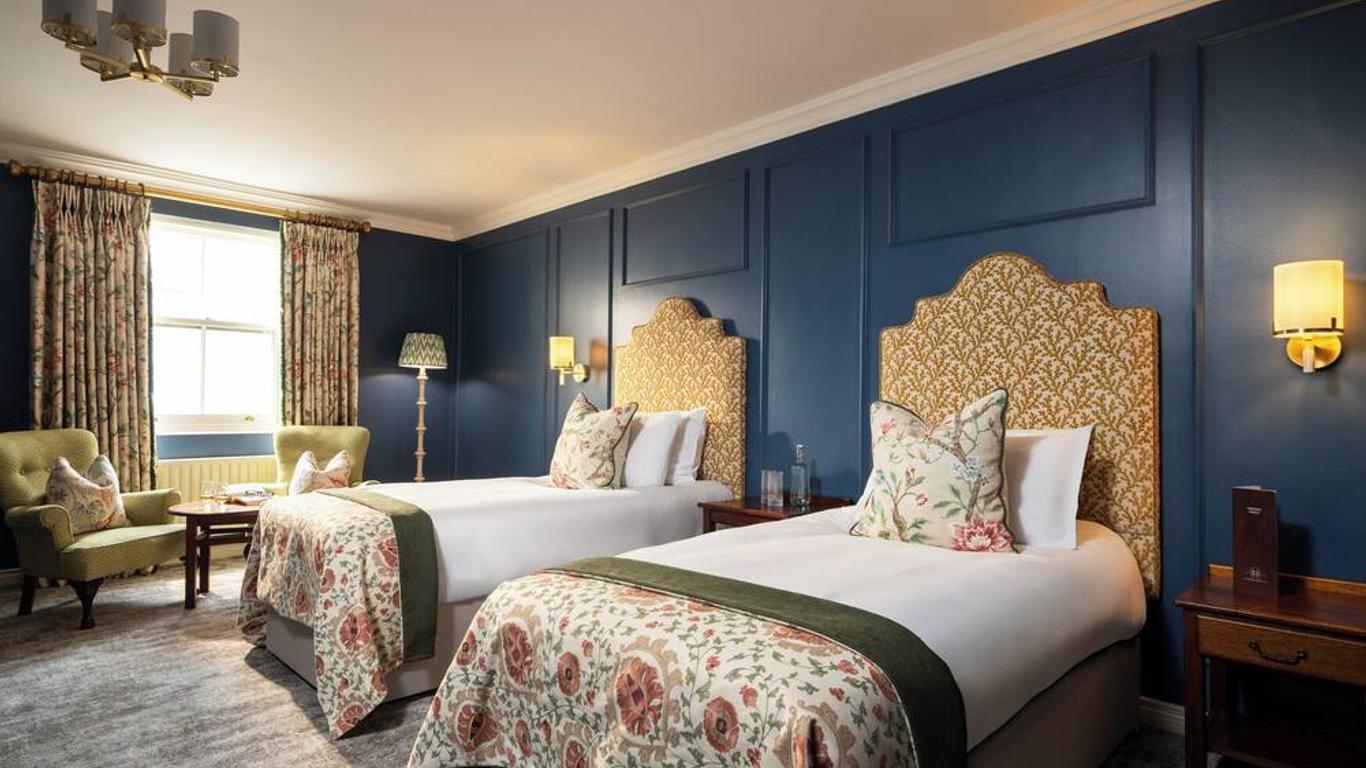 The Harbourview Hotel