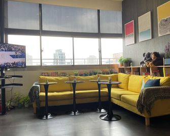 Easymind Guesthouse Taipei Main Station - Taipéi
