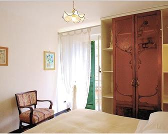 Hotel Gianni Franzi - Vernazza - Bedroom