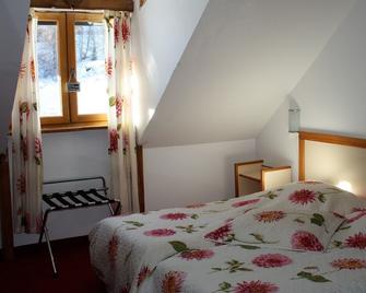 Le Bataclan - Auron - Bedroom