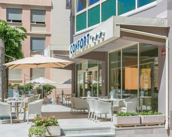 Hotel Confort - Rimini - Patio