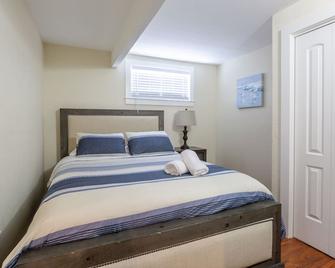 @ Marbella Lane 2BR Lower Level House in Downtown San Jose - 聖荷西 - 臥室