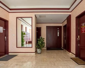 Renovated Apartment Metro, Parking Inclu - Vanves - Hallway