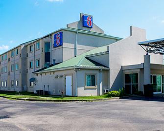 Motel 6 Seymour North - Seymour - Gebäude