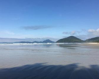 Sun Suítes - Ubatuba - Παραλία