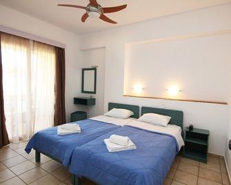 Evropi Hotel - Platanias - Habitación