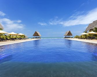 Maalu Maalu Resort & Spa - Thema Collection - Kalkudah - Pool