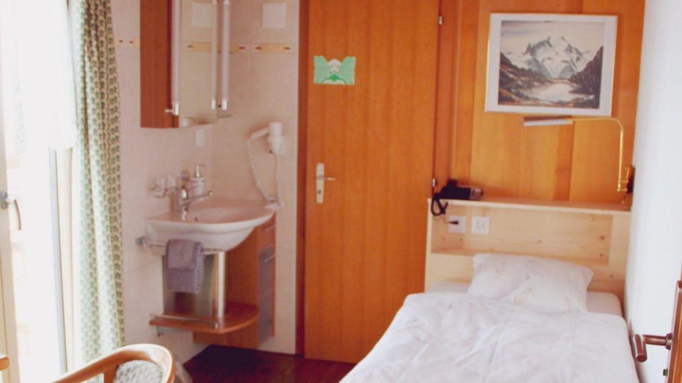Hotel Capricorn