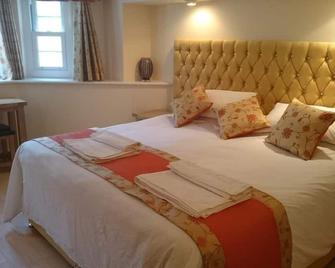 Mayville House Flat - Cheltenham - Bedroom