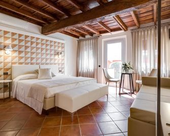 Ferrara Rooms - Ferrara - Habitación
