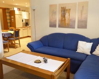 Duempelhof Ferienwohnungen - Olsberg - Wohnzimmer