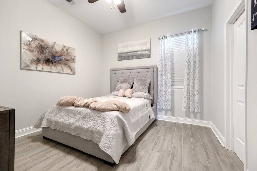 Vieux Carre’- Brand new 3BR/2.5B Balcony & Parking - ניו אורלינס - חדר שינה