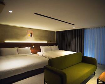 Fff Hotel - Hengchun Township - Slaapkamer