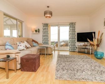 Surf View, Woolacombe - Woolacombe - Living room