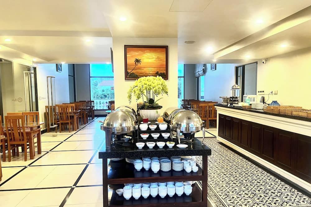 Praha Hotel - Phu Quoc