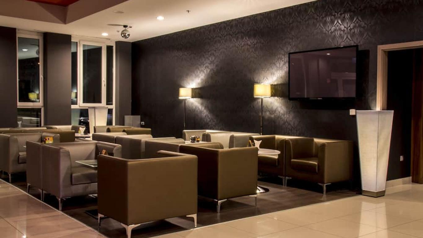 Eto Park Hotel Business & Stadium
