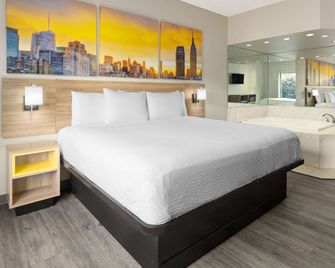 Days Inn & Suites by Wyndham Albany - Colonie - Habitación