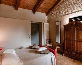 Casa Baricalino - Novello - Спальня