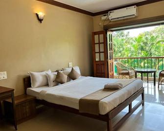 Ashvem Beach Inn - Mandrem - Bedroom