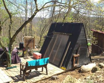 Off grid Couples Cabin in Southern West Virginia - Charleston - Patio