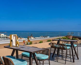 Minos Ambassador - Adults only - Réthymno Town - Ban công