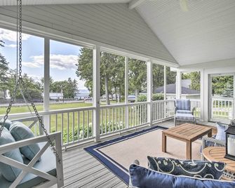 Ephraim Home w/ Yard - Walk to Lake Michigan! - Ephraim - Balcony