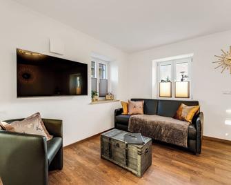 Ferienwohnung beim Kistlar - mit Biowaren - Marktoberdorf - Wohnzimmer