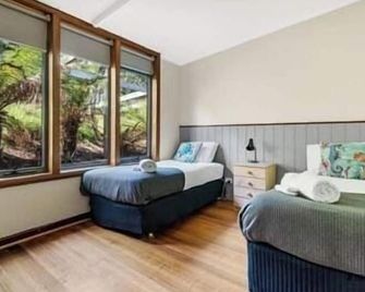 The Beach House- stunning views and private hot tub - Dover - Habitación