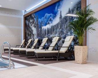 Radisson Blu Hotel & Residence Zakopane - Zakopane - Zwembad