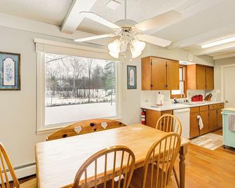 Family-Friendly Home with Fire Pit in Pine River - Pine River - Dining room