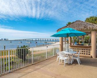 Best Western Navarre Waterfront - Navarre - Balcony