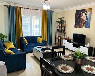 Kamona Living 3 Zimmer Apartment - Mukono - Sala de estar