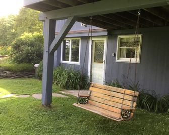 Meadows Mountains and More - واتربوري (فيرمونت) - شرفة مرصوفة