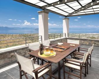 Marini Luxury Apartments and Suites - Aegina - Balkon