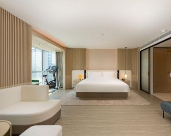 Even Hotel Qingdao Laoshan By IHG - Qingdao - Living room