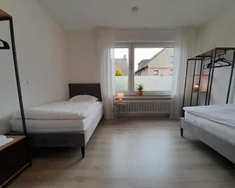4-Zimmer-Ferienwohnung, Modern, Küche, Wlan, Netflix - Castrop Rauxel - Schlafzimmer