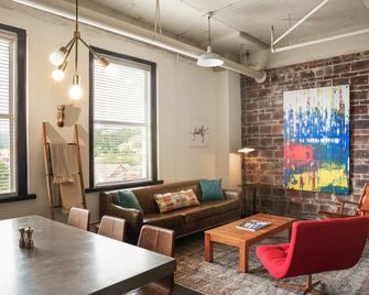 Hotel Clemons - Chattanooga