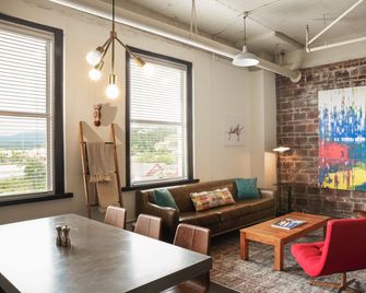 Hotel Clemons - Chattanooga
