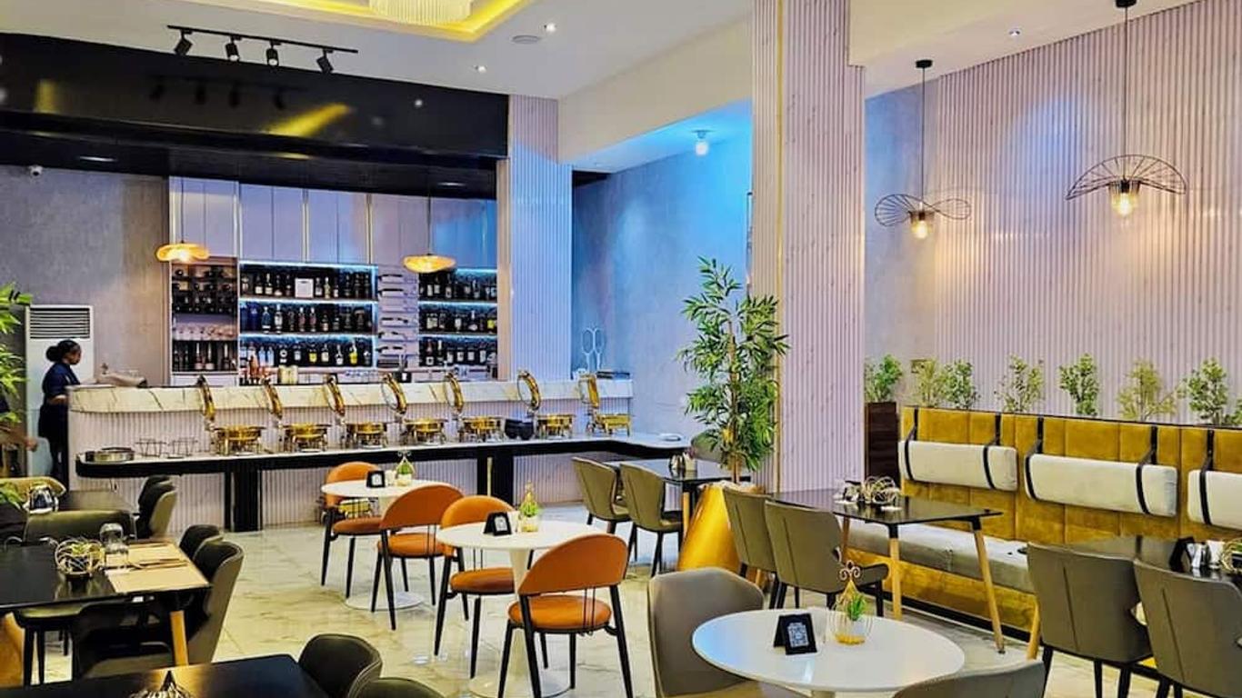 Reiz Continental Hotel