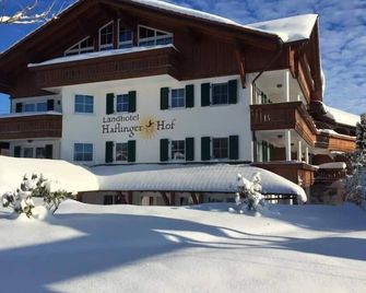 Haflingerhof - Roßhaupten - Gebäude