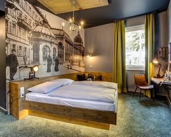 tinyTwice Hotel Wiesbaden - Wiesbaden - Schlafzimmer
