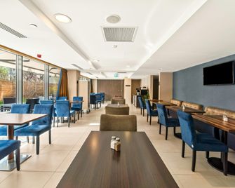 Hampton by Hilton Cluj-Napoca - קלוז'-נאפוקה - מסעדה