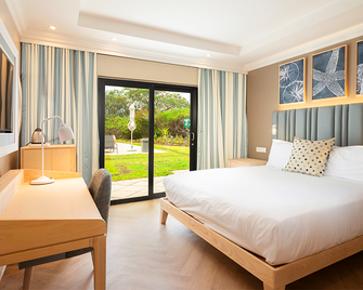 Garden Route Hotel - Mossel Bay - Schlafzimmer