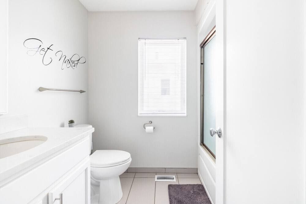 Luxury Downtown Townhome Private Garage - Cleveland - Baño