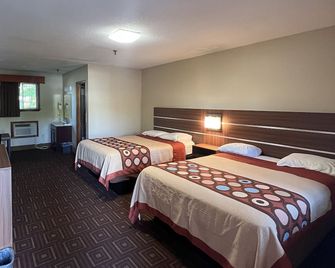 American Inn - Branford - Schlafzimmer