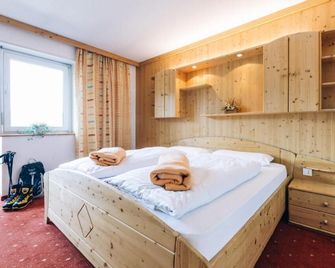 Hotel Schönwies - Trodena