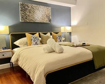 Family-Pet Friendly Close 2 Long Island Railroad, Nyc/Incl. Free Wi-Fi & Parking - Franklin Square - Bedroom