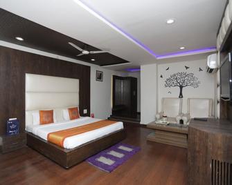 Oyo 1526 Gagan Plaza Hotel - Kanpur - Habitación
